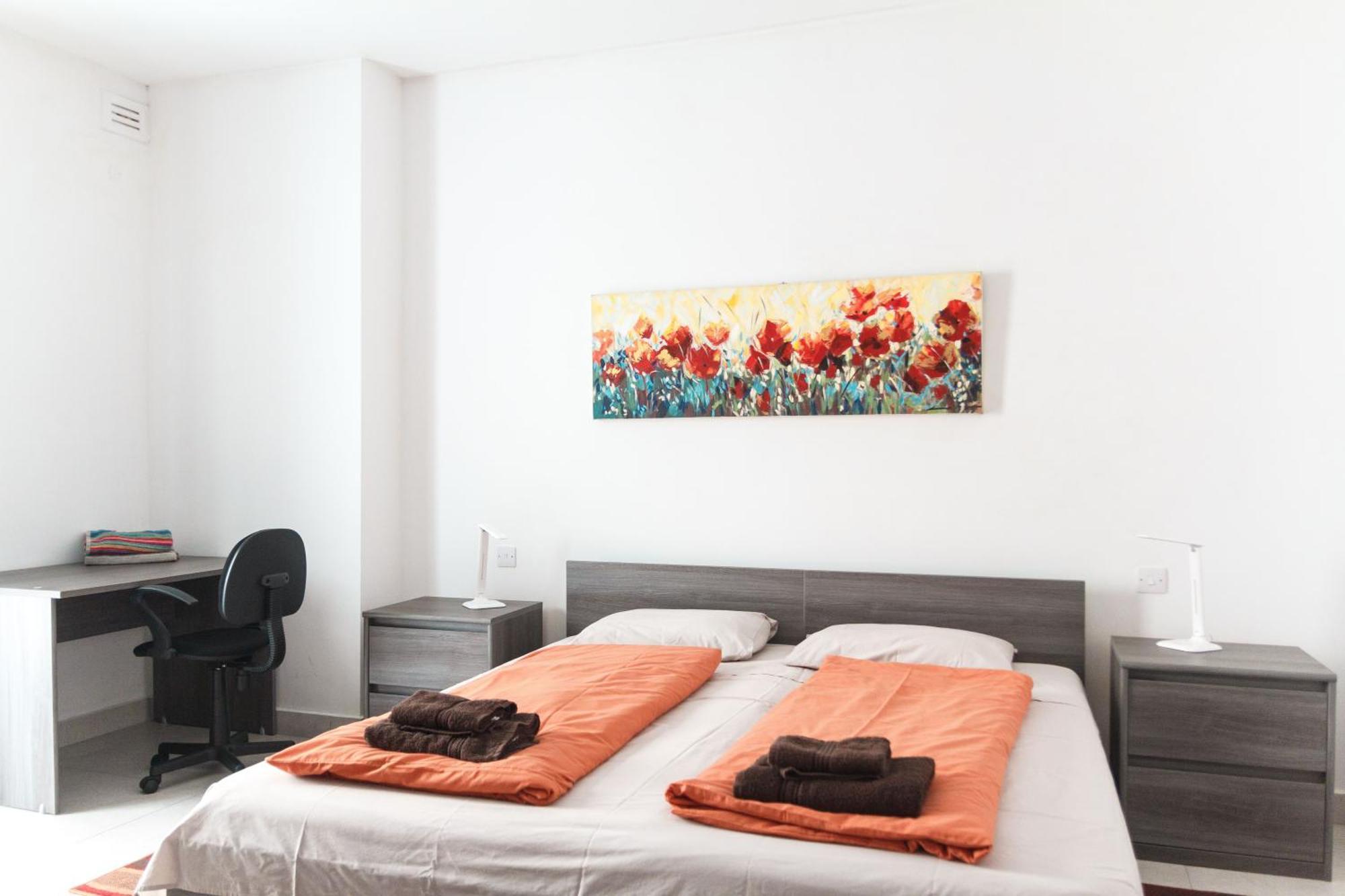 The Luxurious Seafront Apartment
