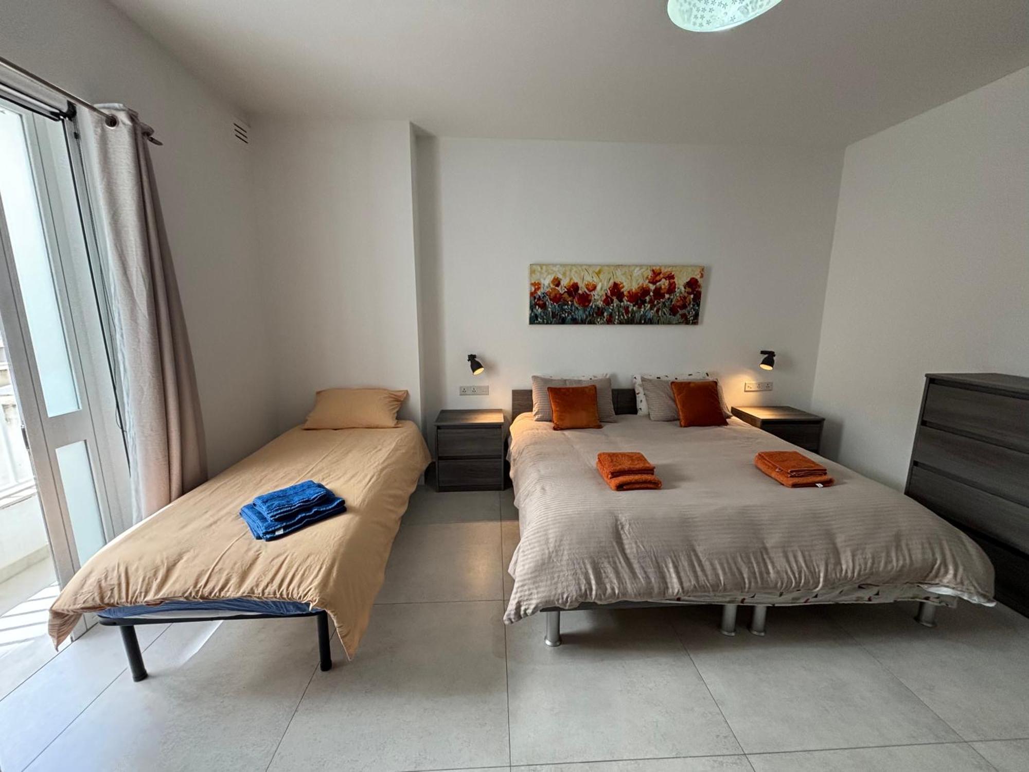 Apartment The Luxurious Seafront Sliema